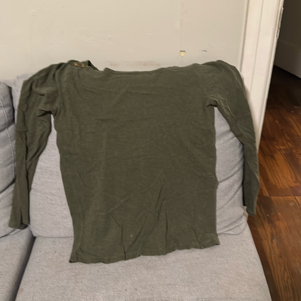 This is a cozy cotton long sleeve top in a size large from j crew